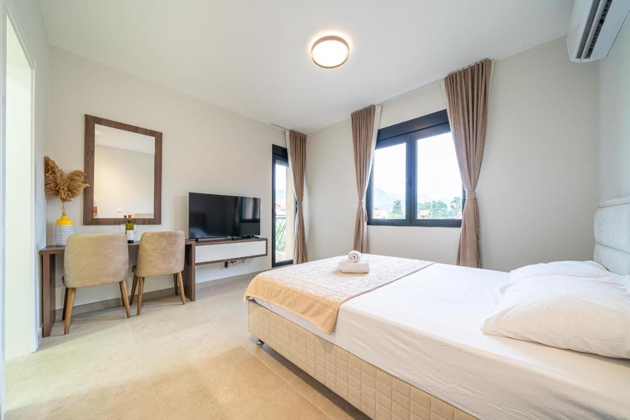 Studio Apartment N2 Тиват Екстериор снимка