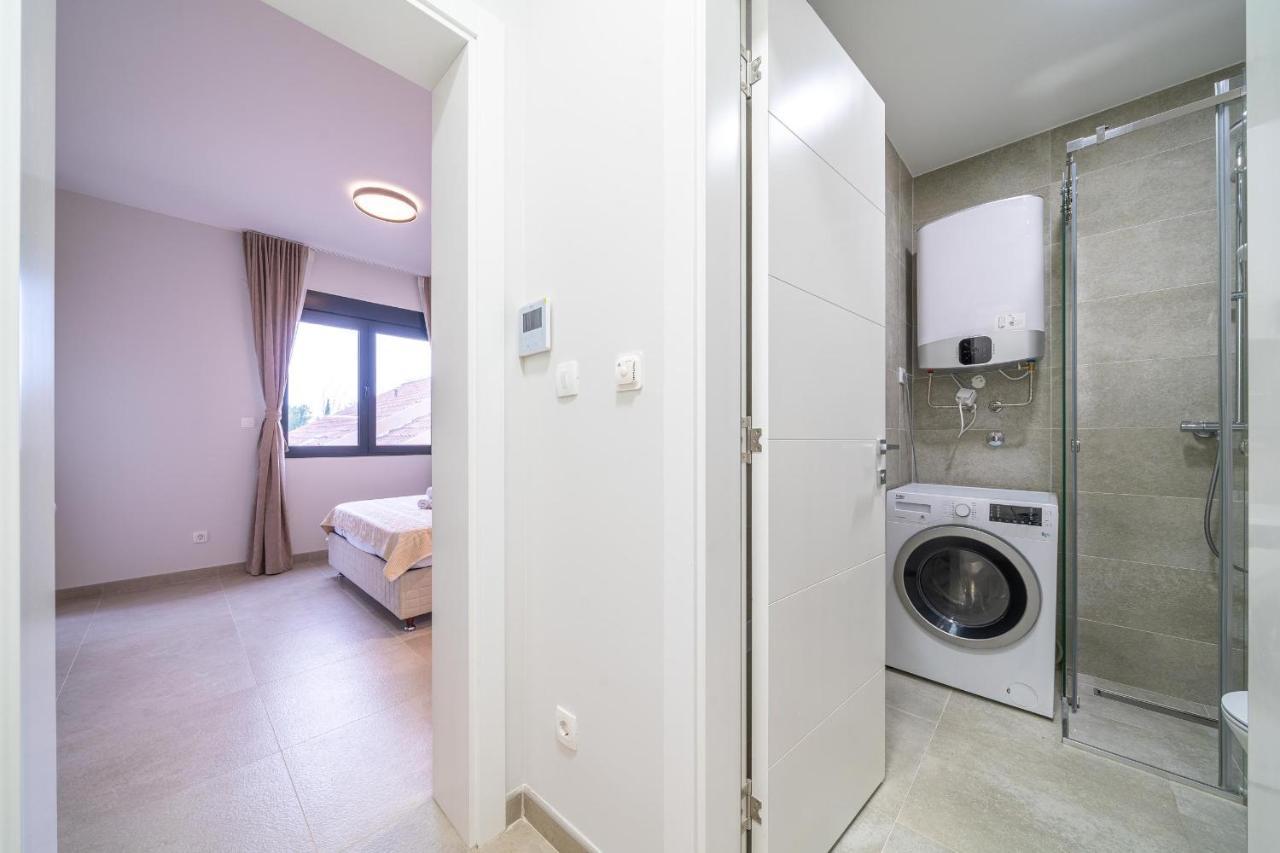 Studio Apartment N2 Тиват Екстериор снимка